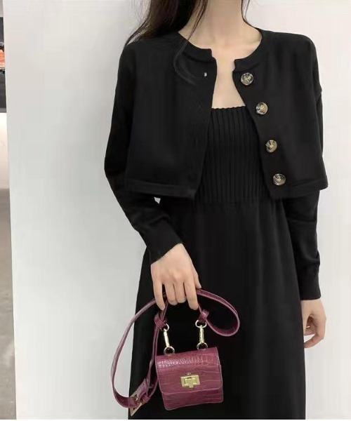 Mejoul（メジュール）の「【セットアップ】カーディガン付きニットキャミワンピース（ワンピース・レディース・ピンク/ブラック・F）」の6枚目の写真