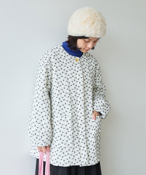 △evodown はな刺繍 ノーカラーコート（ダウンジャケット/コート
