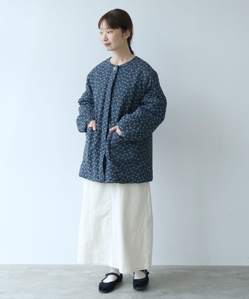 △evodown はな刺繍 ノーカラーコート（ダウンジャケット/コート