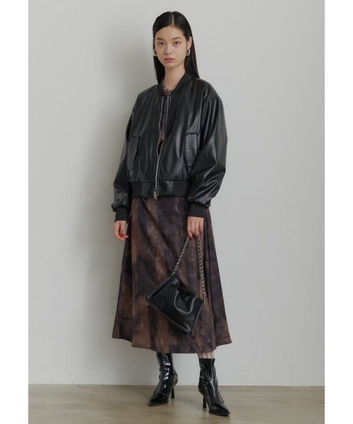 SEN TOKYO(セントーキョー)の「PUレザー ライトボンバージャケット(ブルゾン・レディース・ブラック・LARGE/MEDIUM/SMALL)」の2枚目の写真