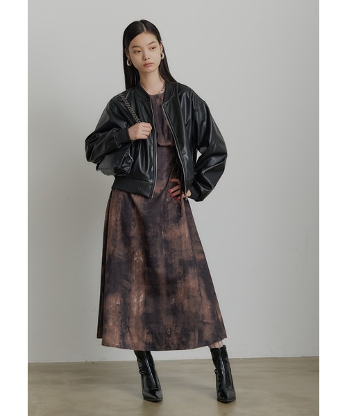 SEN TOKYO(セントーキョー)の「PUレザー ライトボンバージャケット(ブルゾン・レディース・ブラック・LARGE/MEDIUM/SMALL)」の5枚目の写真