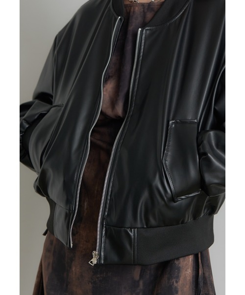 SEN TOKYO(セントーキョー)の「PUレザー ライトボンバージャケット(ブルゾン・レディース・ブラック・LARGE/MEDIUM/SMALL)」の9枚目の写真
