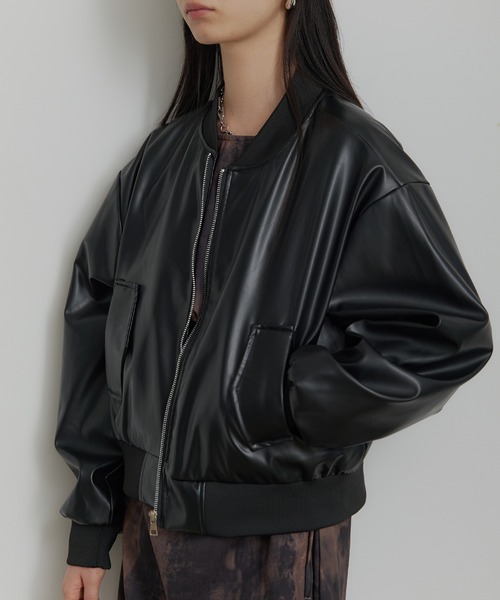 SEN TOKYO(セントーキョー)の「PUレザー ライトボンバージャケット(ブルゾン・レディース・ブラック・LARGE/MEDIUM/SMALL)」の22枚目の写真