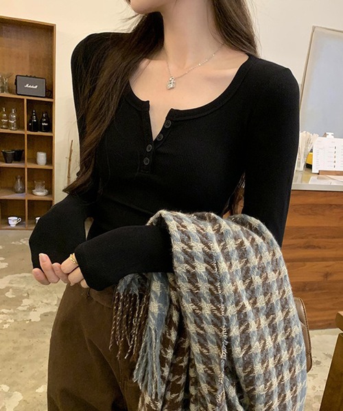 VIBGYOR(ヴィブジョー)の「美シルエット ヘンリーネックリブカットソー/長袖トップス(CZ)(Tシャツ/カットソー・レディース・ブラック/ブラウン/グレー/オートミール/チャコール・MEDIUM/LARGE)」の2枚目の写真