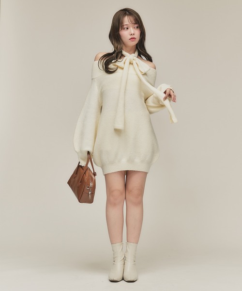 fupel(フぺル)の「Multi-way choker loose off-shoulder knit / マルチウェイチョーカールーズオフショルニット(ニット/セーター・レディース・ブラック/アイボリー/グレー・FREE)」の7枚目の写真