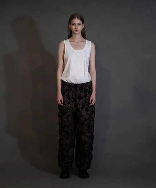 my beautiful landlet(マイビューティフルランドレット)の「【my beautiful landlet】 JACQUARD WIDE CARGO PANTS(カーゴパンツ・メンズ・ベージュ/ネイビー/ブラック・1/0)」の6枚目の写真