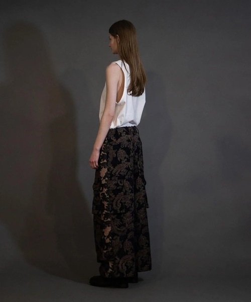 my beautiful landlet(マイビューティフルランドレット)の「【my beautiful landlet】 JACQUARD WIDE CARGO PANTS(カーゴパンツ・メンズ・ベージュ/ネイビー/ブラック・1/0)」の8枚目の写真