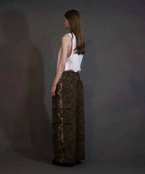 my beautiful landlet(マイビューティフルランドレット)の「【my beautiful landlet】 JACQUARD WIDE CARGO PANTS(カーゴパンツ・メンズ・ベージュ/ネイビー/ブラック・1/0)」の5枚目の写真