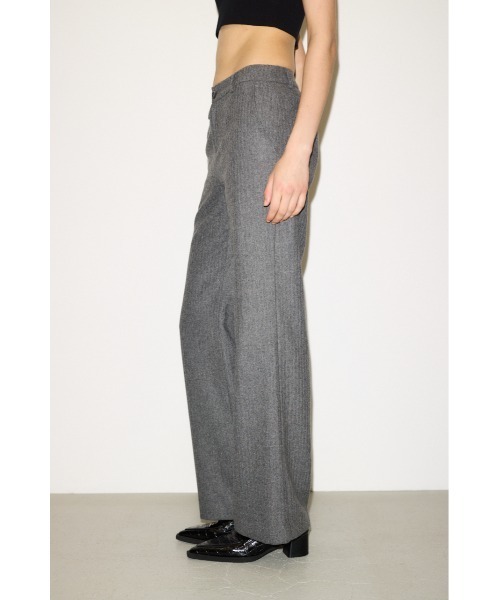 THROW by SLY(スローバイスライ)の「THROW SHADOW STRIPE L/W PT シャドーストライプ ローウエスト パンツ 秋服 冬服(スラックス・レディース・杢グレー/ブラック系その他2・0/1)」の9枚目の写真