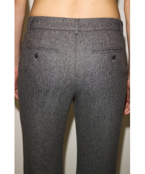 THROW by SLY(スローバイスライ)の「THROW SHADOW STRIPE L/W PT シャドーストライプ ローウエスト パンツ 秋服 冬服(スラックス・レディース・杢グレー/ブラック系その他2・0/1)」の13枚目の写真