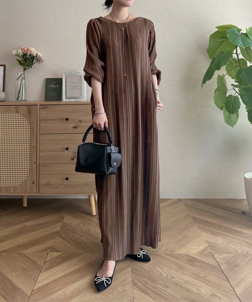 yuiさんコラボ ]前後2way長袖プリーツワンピース（ワンピース）｜KOBE