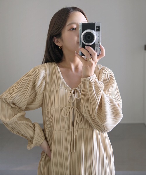 yuiさんコラボ ]前後2way長袖プリーツワンピース（ワンピース）｜KOBE