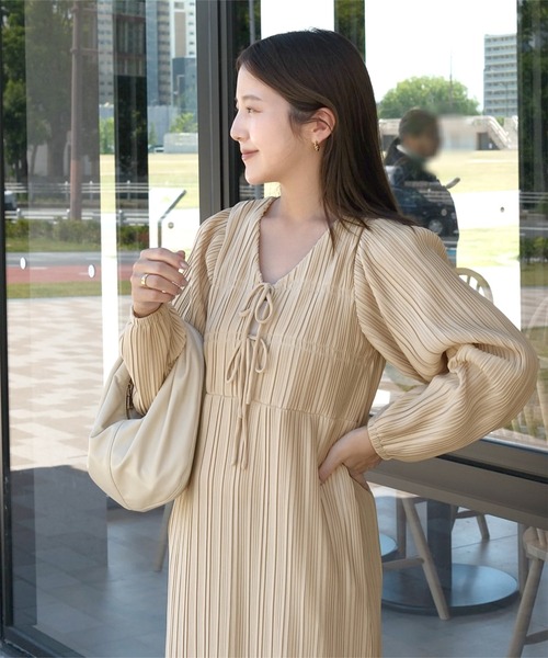 yuiさんコラボ ]前後2way長袖プリーツワンピース（ワンピース）｜KOBE