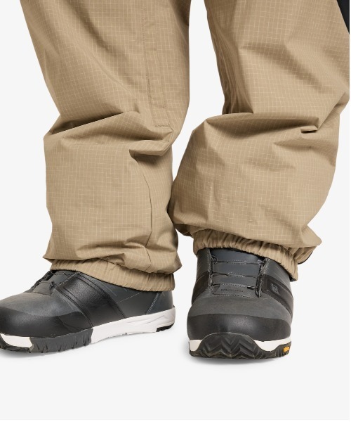 Quiksilver(クイックシルバー)の「SNOW DOWN CARGO PT/クイックシルバースキースノーボードパンツ(その他パンツ・メンズ・ブラック/ベージュ/ベージュ系その他・MEDIUM/LARGE/X-LARGE/SMALL)」の19枚目の写真