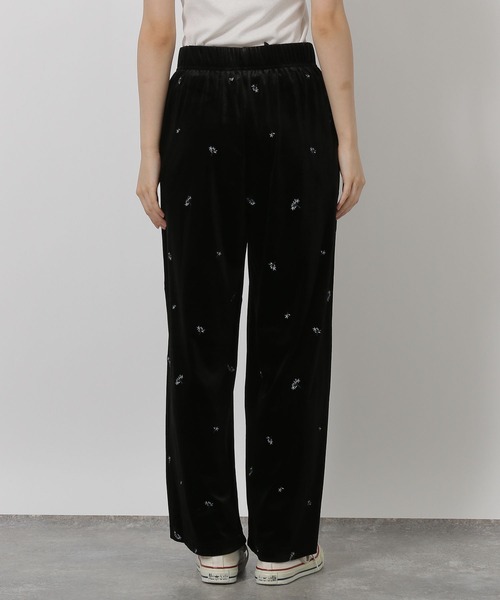 LAKOLE（ラコレ）の「刺繍ベロアイージーパンツ / 598892（その他パンツ・レディース・オレンジ/ブラック・FREE）」の12枚目の写真