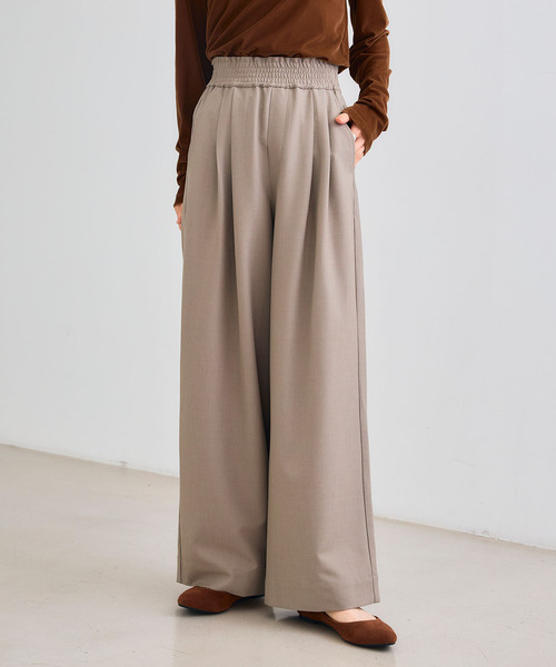 CROSS FUNCTION（クロスファンクション）の「《シワになりにくい》セットアップ対応  サマ美え ツータックギャザーワイドパンツ【CROSS FUNCTION/クロスファンクション】（スラックス・レディース・チャコールグレー/ブラック/ベージュ/モカ・LL/M/L）」の4枚目の写真