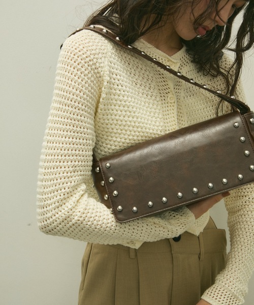 Lutim by u(ルチバイユー)の「Studs frame square bag / スタッズフレームスクエアバック(ショルダーバッグ・レディース・ブラウン/ブラック・FREE)」の13枚目の写真