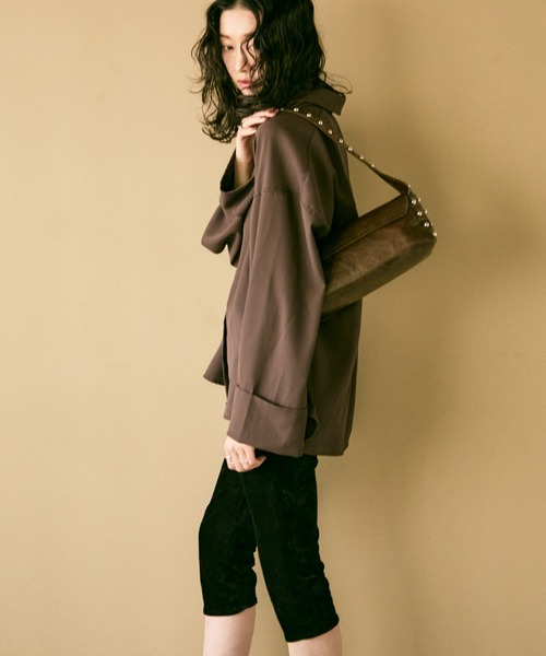 Lutim by u(ルチバイユー)の「Studs frame square bag / スタッズフレームスクエアバック(ショルダーバッグ・レディース・ブラウン/ブラック・FREE)」の15枚目の写真