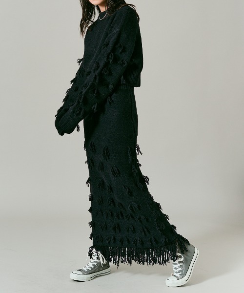 W:Huku(フーク)の「ポイント フリンジ ニット ナロー スカート / Pointed Fringe Knit Narrow Skirt(スカート・レディース・アイボリー/ブラック/チャコール・FREE)」の15枚目の写真