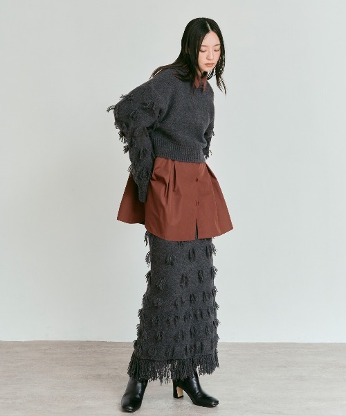 W:Huku(フーク)の「ポイント フリンジ ニット ナロー スカート / Pointed Fringe Knit Narrow Skirt(スカート・レディース・アイボリー/ブラック/チャコール・FREE)」の21枚目の写真