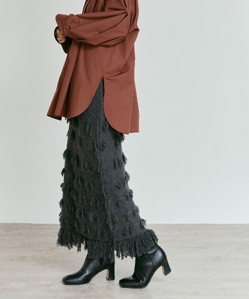 W:Huku(フーク)の「ポイント フリンジ ニット ナロー スカート / Pointed Fringe Knit Narrow Skirt(スカート・レディース・アイボリー/ブラック/チャコール・FREE)」の10枚目の写真