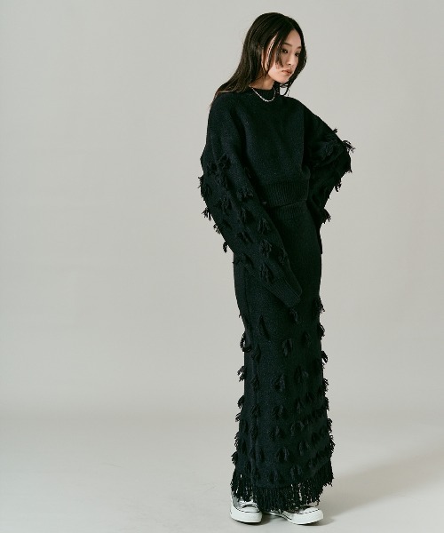 W:Huku(フーク)の「ポイント フリンジ ニット ナロー スカート / Pointed Fringe Knit Narrow Skirt(スカート・レディース・アイボリー/ブラック/チャコール・FREE)」の11枚目の写真
