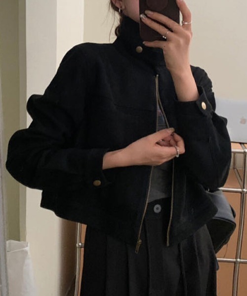 FREE STYLISTS(フリー スタイリスト)の「YUGA_YGMC Suede stand-neck jacket(ブルゾン・レディース・ブラック/キャメル/ブラウン/オフホワイト・FREE)」の4枚目の写真