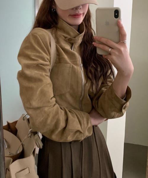 FREE STYLISTS(フリー スタイリスト)の「YUGA_YGMC Suede stand-neck jacket(ブルゾン・レディース・ブラック/キャメル/ブラウン/オフホワイト・FREE)」の22枚目の写真