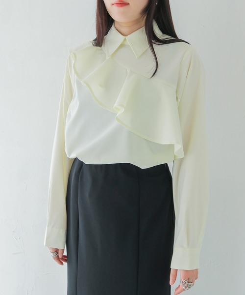 HER CLOSET(ハークローゼット)の「【HER CLOSET】25AW新作 フリルシャツブラウス FRILL SHIRT BLOUSE(シャツ/ブラウス・レディース・ブラック/アイボリー/ライトベージュ・MEDIUM)」の14枚目の写真