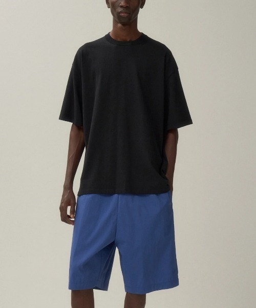 ATON（エイトン）の「ATON TRAVEL NYLON WIDE EASY SHORTS PRAGGM0200（その他パンツ・メンズ・ブルー・LARGE）」の2枚目の写真