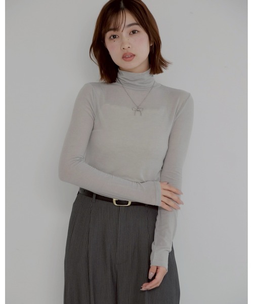 JUMELLE（ジュメロ）の「テンセルウールタートル（ニット/セーター・レディース・グレー・MEDIUM）」の5枚目の写真