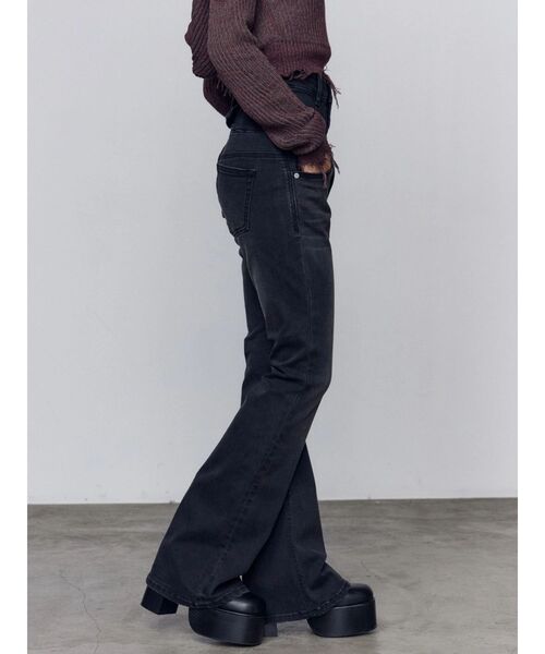 バックリボンフレアハイウエストパギンス（デニムパンツ）｜EMODA