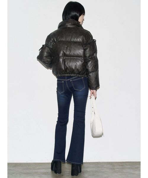 EMODA（エモダ）の「バックリボンフレアハイウエストパギンス（デニムパンツ・レディース・インディゴブルー/ブラック/ライトブルー・X-SMALL/SMALL/MEDIUM）」の5枚目の写真