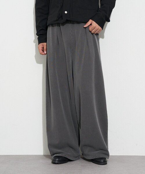 CIAOPANIC（チャオパニック）の「ピグメントワイドスウェットパンツ（その他パンツ・メンズ・チャコールグレー/グレイッシュベージュ・LARGE/MEDIUM）」の2枚目の写真