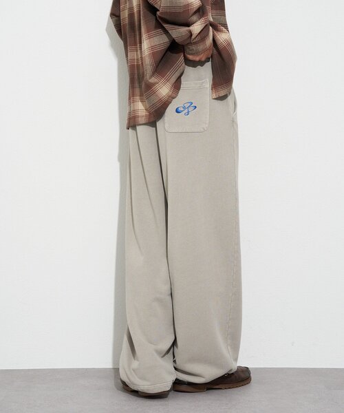 CIAOPANIC（チャオパニック）の「ピグメントワイドスウェットパンツ（その他パンツ・メンズ・チャコールグレー/グレイッシュベージュ・LARGE/MEDIUM）」の11枚目の写真