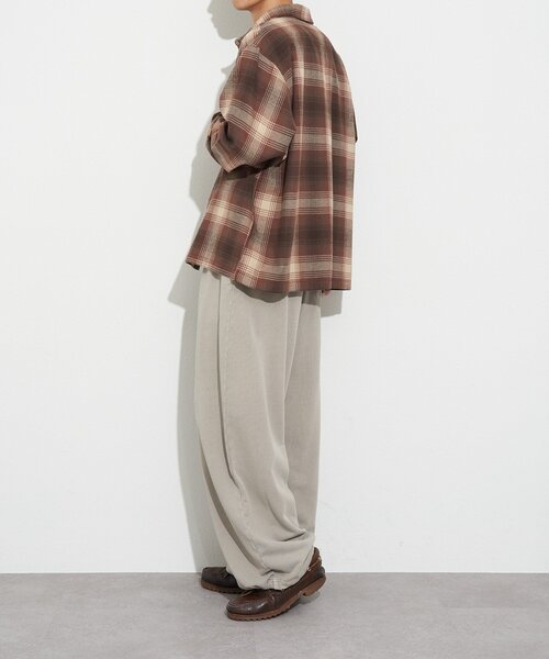 CIAOPANIC（チャオパニック）の「ピグメントワイドスウェットパンツ（その他パンツ・メンズ・チャコールグレー/グレイッシュベージュ・LARGE/MEDIUM）」の13枚目の写真