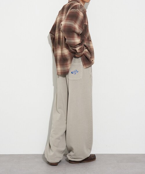 CIAOPANIC（チャオパニック）の「ピグメントワイドスウェットパンツ（その他パンツ・メンズ・チャコールグレー/グレイッシュベージュ・LARGE/MEDIUM）」の14枚目の写真