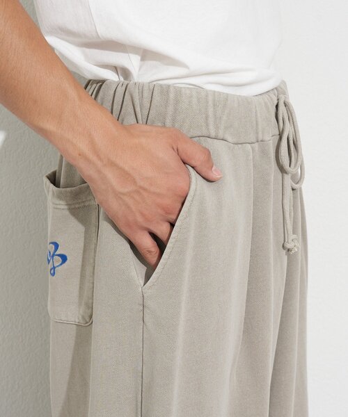 CIAOPANIC（チャオパニック）の「ピグメントワイドスウェットパンツ（その他パンツ・メンズ・チャコールグレー/グレイッシュベージュ・LARGE/MEDIUM）」の21枚目の写真
