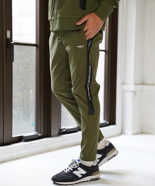 LUXE/R GOLF(ラグジュ ゴルフ)の「(RM)【LUXE/R GOLF】ストレッチ クロス サイドライン プリント チノパンツ(チノパンツ・メンズ・グレー/ブラック/カーキ/ベージュ・XL/L/M)」の4枚目の写真