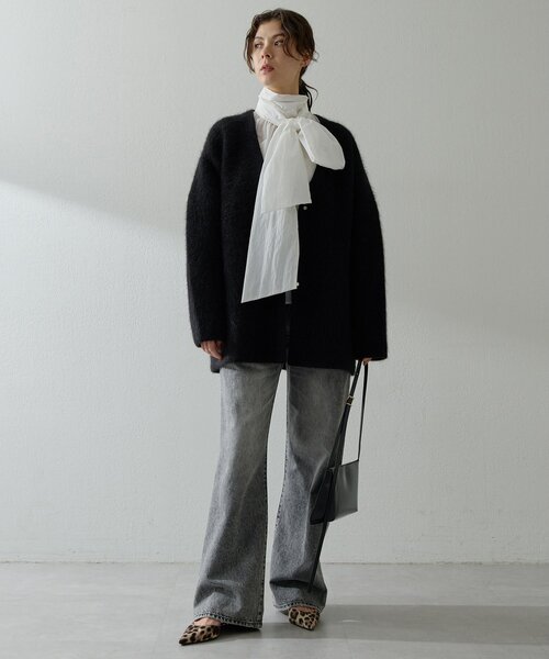 Whim Gazette（ウィムガゼット）の「ギャザーボウタイブラウス（シャツ/ブラウス・レディース・ホワイト/ブラック・FREE）」の5枚目の写真