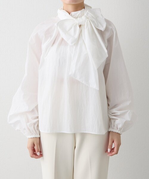 Whim Gazette（ウィムガゼット）の「ギャザーボウタイブラウス（シャツ/ブラウス・レディース・ホワイト/ブラック・FREE）」の16枚目の写真