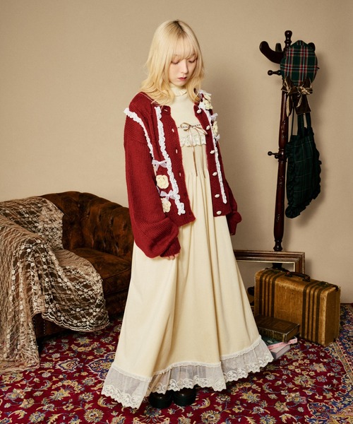 kutir(クティール)の「【クティールとレトロ】【着丈が選べる!】レースドッキングベロアキャミワンピース(ワンピース・レディース・アイボリー/ブラウン/ボルドー・SMALL/LARGE)」の21枚目の写真