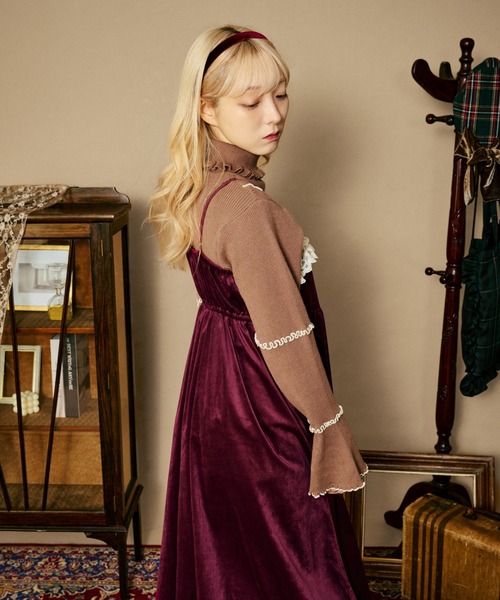 kutir(クティール)の「【クティールとレトロ】【着丈が選べる!】レースドッキングベロアキャミワンピース(ワンピース・レディース・アイボリー/ブラウン/ボルドー・SMALL/LARGE)」の8枚目の写真