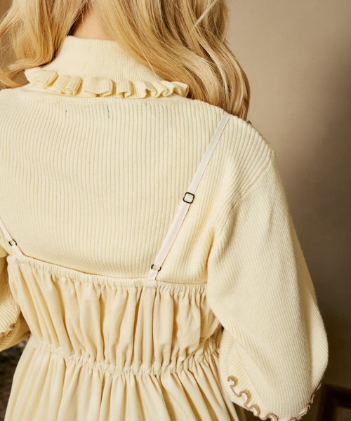 kutir(クティール)の「【クティールとレトロ】【着丈が選べる!】レースドッキングベロアキャミワンピース(ワンピース・レディース・アイボリー/ブラウン/ボルドー・SMALL/LARGE)」の11枚目の写真