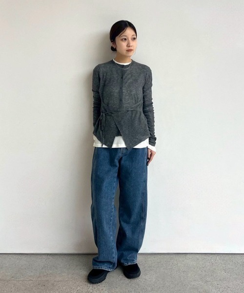 anuke（アンヌーク）の「Wool Cachecoeur Cardigan（カーディガン/ボレロ・レディース・チャコールグレー/アイボリー・FREE）」の5枚目の写真