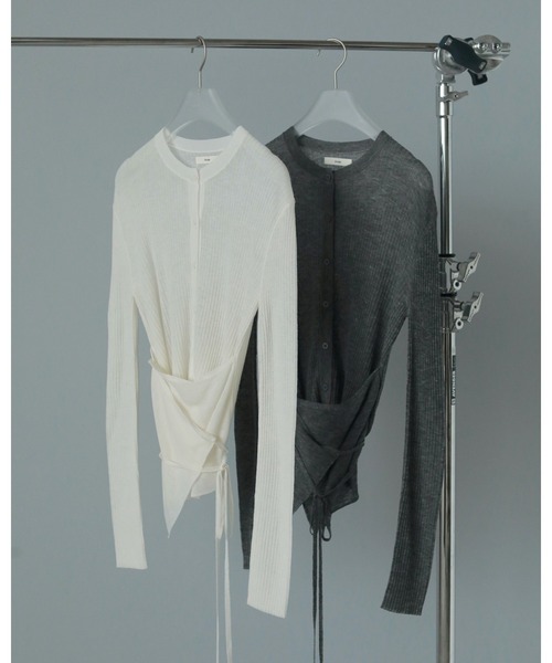 anuke（アンヌーク）の「Wool Cachecoeur Cardigan（カーディガン/ボレロ・レディース・チャコールグレー/アイボリー・FREE）」の15枚目の写真