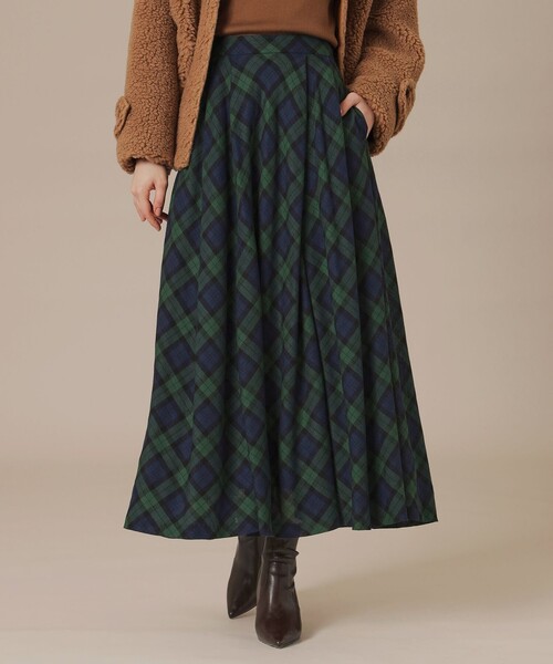 MACKINTOSH LONDON（マッキントッシュ ロンドン）の「【婦人画報11月号掲載】シアーウールチェックスカート（スカート・レディース・レッド/ネイビー・38/36）」の2枚目の写真