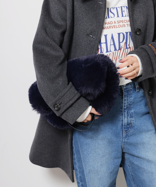 JOURNAL STANDARD relume（ジャーナルスタンダード　レリューム）の「《追加》RELUMEファーバッグ（ハンドバッグ・レディース・ネイビー/ベージュ/チャコールグレー・FREE）」の3枚目の写真