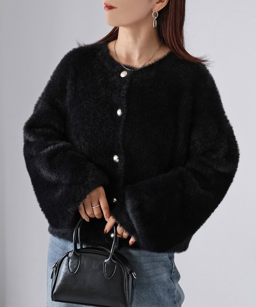 Riberry（リベリー）の「金ボタンシャギーニットカーディガン（カーディガン/ボレロ・レディース・チャコールグレー/オフホワイト/ブラック・FREE）」の21枚目の写真