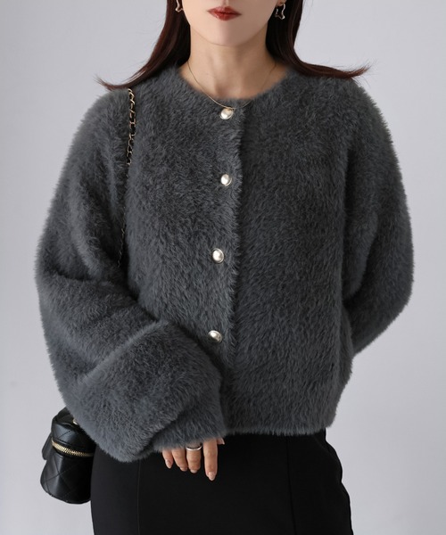 Riberry（リベリー）の「金ボタンシャギーニットカーディガン（カーディガン/ボレロ・レディース・チャコールグレー/オフホワイト/ブラック・FREE）」の11枚目の写真
